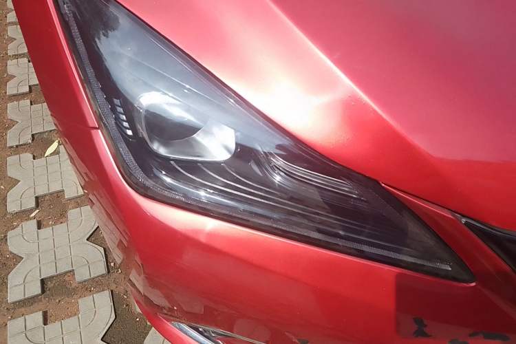 Used CHANGAN Eado 2019 Blue Whale Edition 280T GDI DCT High-Speed Model Right Front Headlight