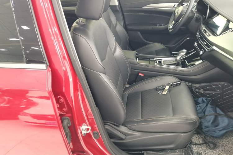 Used CHANGAN Eado 2019 High-Energy Edition 1.6L GDI Automatic Pioneer Model China VI Standard Right Front Seat
