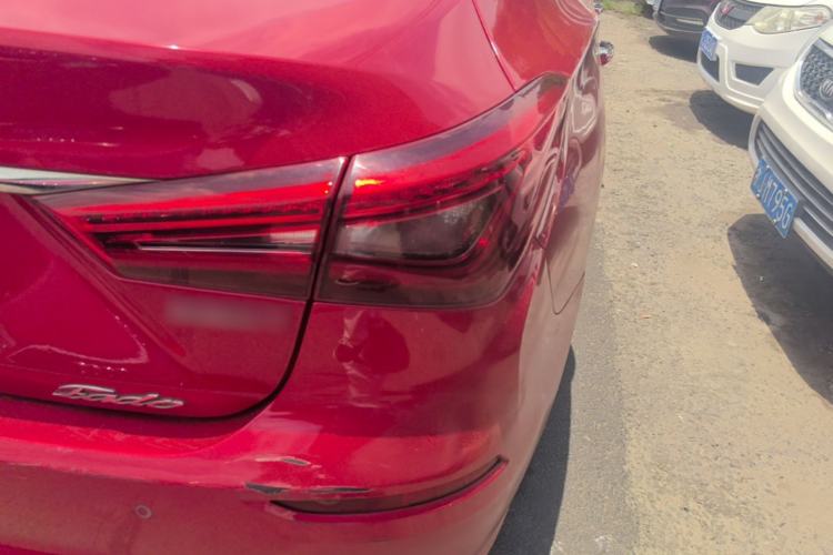 Used CHANGAN Eado 2019 Blue Whale Edition 280T GDI DCT High-Speed Model Right Rear Taillight
