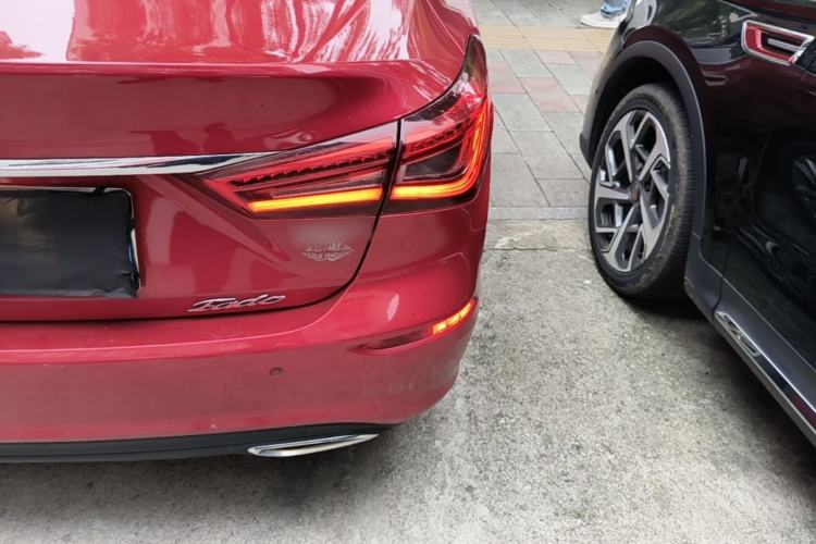 Used CHANGAN Eado 2019 Blue Whale Edition 280T GDI DCT High-Speed Model Right Rear Taillight