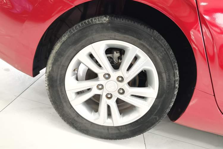 Used CHANGAN Eado 2019 High-Energy Edition 1.6L GDI Automatic Pioneer Model China VI Standard Right Rear Wheel Hub