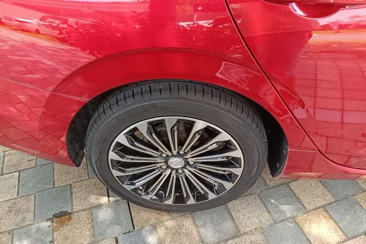 Used CHANGAN Eado 2019 Blue Whale Edition 280T GDI DCT Light-Speed Model Right Rear Wheel Hub