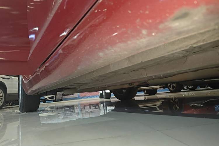 Used CHANGAN Eado 2019 Blue Whale Edition 280T GDI DCT High-Speed Model Right Side Sill