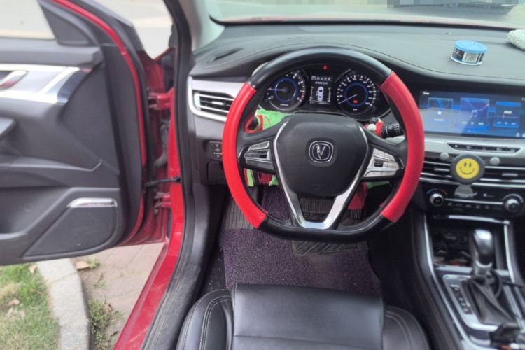 Used CHANGAN Eado 2019 High-Energy Edition 1.6L GDI Automatic Pioneer Model China VI Standard Steering Wheel