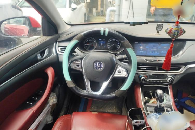 Used CHANGAN Eado 2019 Blue Whale Edition 280T GDI DCT High-Speed Model Steering Wheel