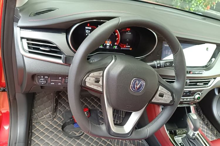 Used CHANGAN Eado 2019 Blue Whale Edition 280T GDI DCT Light-Speed Model Steering Wheel