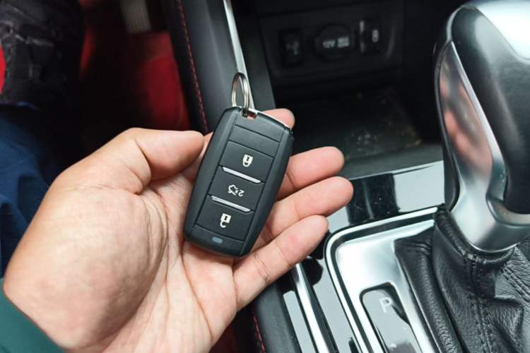 Used CHANGAN Eado 2019 Blue Whale Edition 280T GDI DCT High-Speed Model Vehicle Key