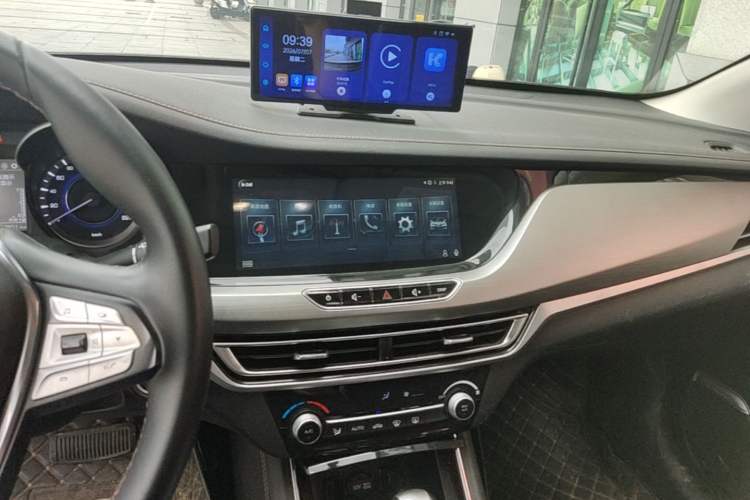 Used CHANGAN Eado 2019 High-Energy Edition 1.6L GDI Automatic Pioneer Model China VI Standard Audio And AC Panel