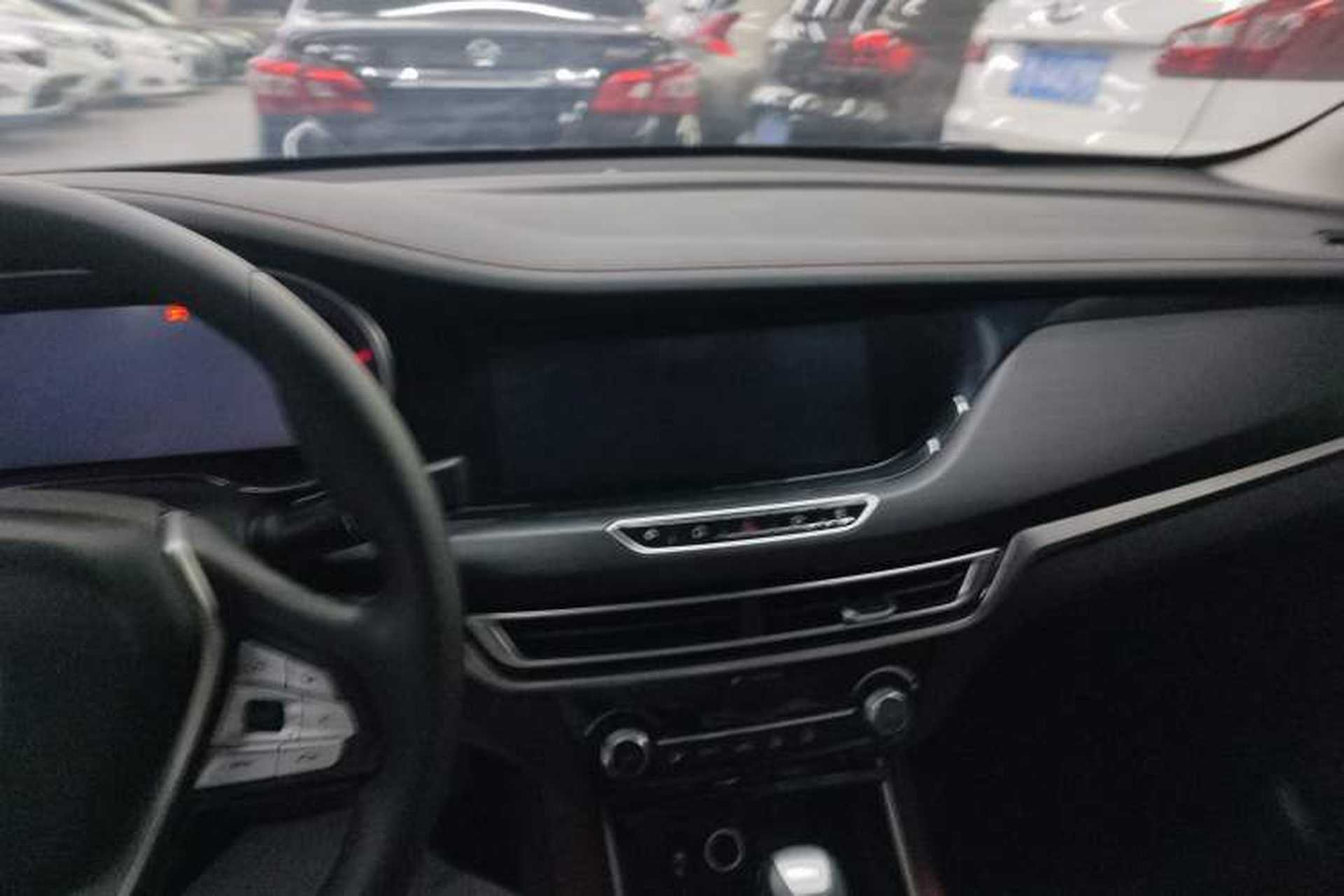 Used CHANGAN Eado 2019 Blue Whale Edition 280T GDI DCT Light-Speed Model Audio And AC Panel