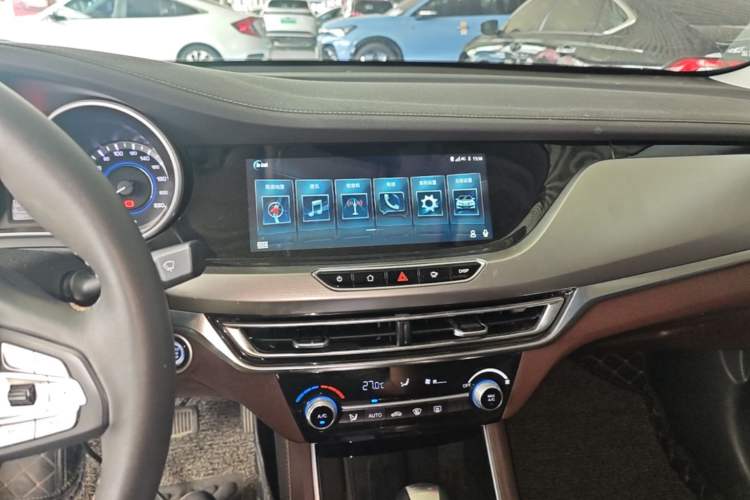 Used CHANGAN Eado 2019 High-Energy Edition 1.6L GDI Automatic Zhenfeng Model China VI Standard Audio And AC Panel