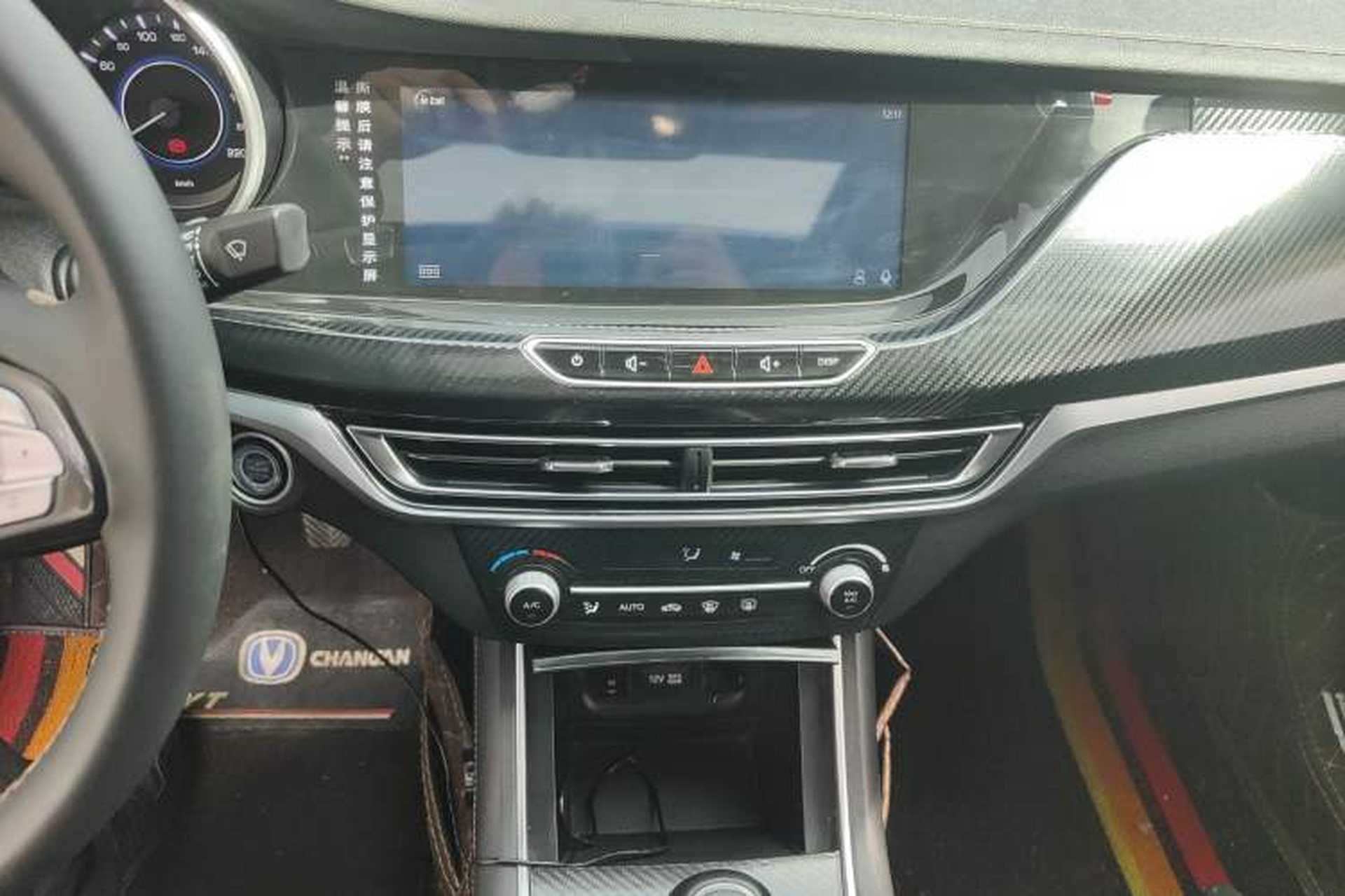 Used CHANGAN Eado 2019 High-Energy Edition 1.6L GDI Manual Pioneer Model China VI Standard Audio And AC Panel