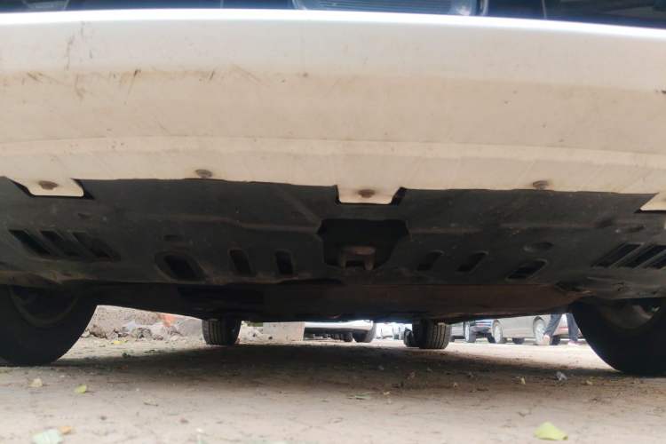 Used CHANGAN Eado 2019 High-Energy Edition 1.6L GDI Manual Pioneer Model China VI Standard Chassis Front