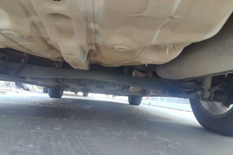 Used CHANGAN Eado 2019 1.6L GDI Manual Value Edition China VI Standard Chassis Rear