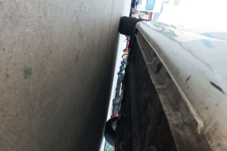 Used CHANGAN Eado 2019 1.6L GDI Manual Value Edition China VI Standard Chassis Rear Left