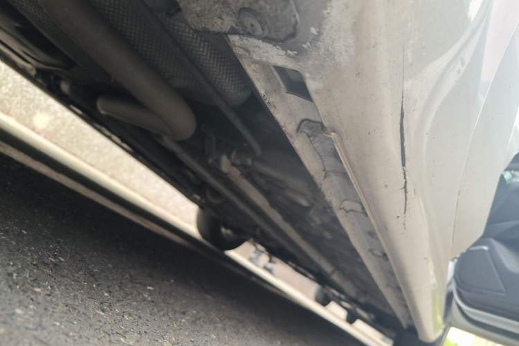 Used CHANGAN Eado 2019 1.6L GDI Manual Value Edition China VI Standard Chassis Rear Right