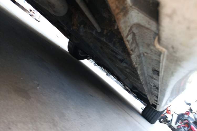 Used CHANGAN Eado 2019 1.6L GDI Manual Value Edition China VI Standard Chassis Rear Right
