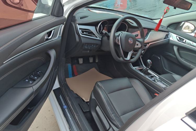 Used CHANGAN Eado 2019 High-Energy Edition 1.6L GDI Manual Pioneer Model China VI Standard Driver Seat