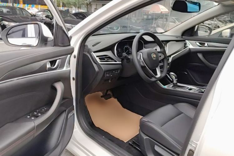 Used CHANGAN Eado 2019 Blue Whale Edition 280T GDI DCT High-Speed Model Driver Seat