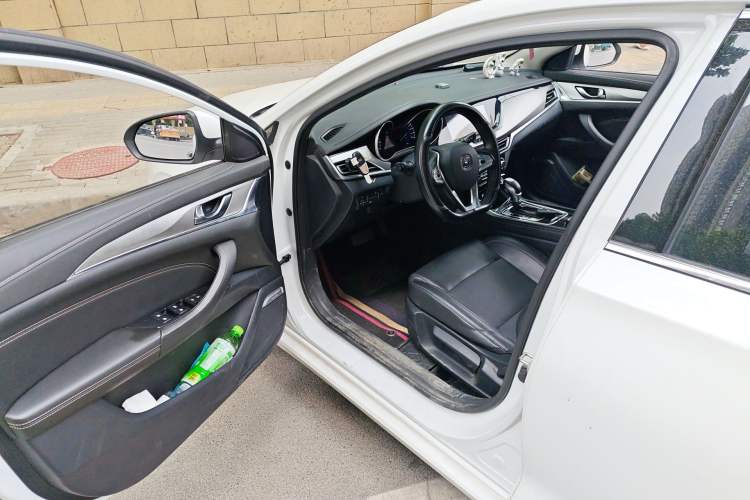 Used CHANGAN Eado 2019 High-Energy Edition 1.6L GDI Automatic Pioneer Model China VI Standard Driver Seat