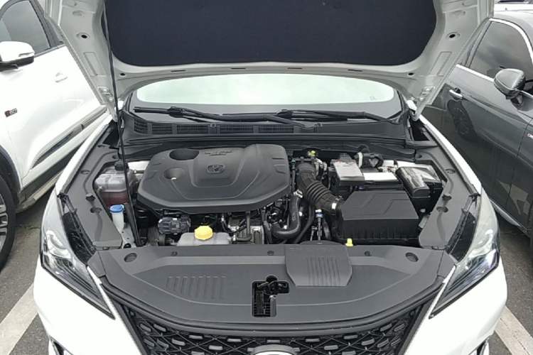 Used CHANGAN Eado 2019 Blue Whale Edition 280T GDI DCT Light-Speed Model Engine Bay