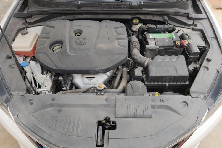 Used CHANGAN Eado 2019 High-Energy Edition 1.6L GDI Automatic Pioneer Model China VI Standard Engine Bay