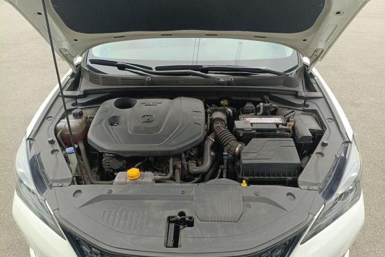 Used CHANGAN Eado 2019 Blue Whale Edition 280T GDI DCT High-Speed Model Engine Bay