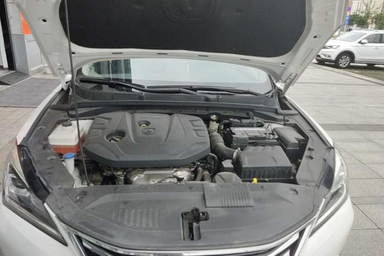 Used CHANGAN Eado 2019 High-Energy Edition 1.6L GDI Automatic Pioneer Model China VI Standard Engine Bay