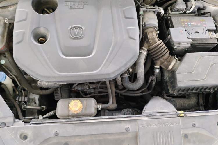 Used CHANGAN Eado 2019 Blue Whale Edition 280T GDI DCT High-Speed Model Engine Bay