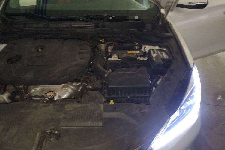 Used CHANGAN Eado 2019 High-Energy Edition 1.6L GDI Automatic Pioneer Model China VI Standard Engine Bay Left