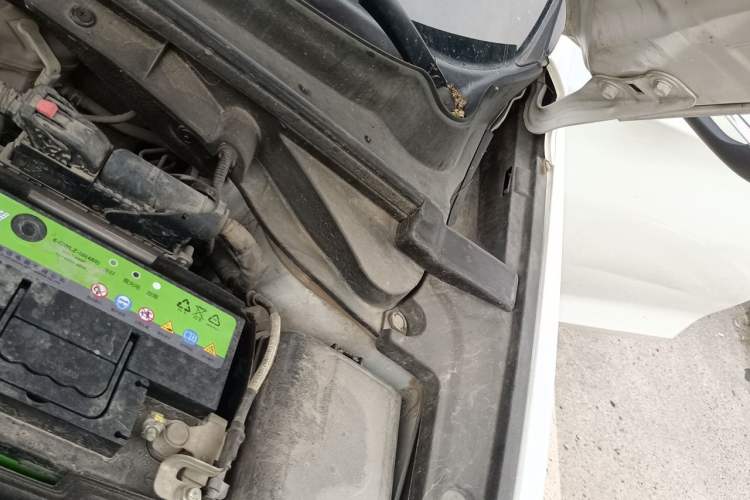 Used CHANGAN Eado 2019 1.6L GDI Manual Value Edition China VI Standard Engine Bay Left