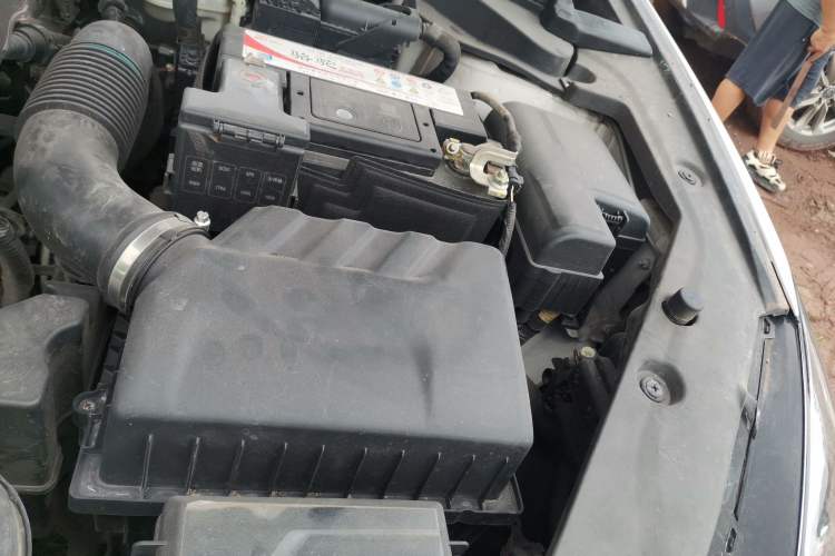 Used CHANGAN Eado 2019 High-Energy Edition 1.6L GDI Manual Pioneer Model China VI Standard Engine Bay Left