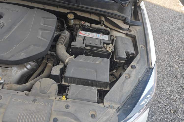 Used CHANGAN Eado 2019 High-Energy Edition 1.6L GDI Automatic Pioneer Model China VI Standard Engine Bay Left