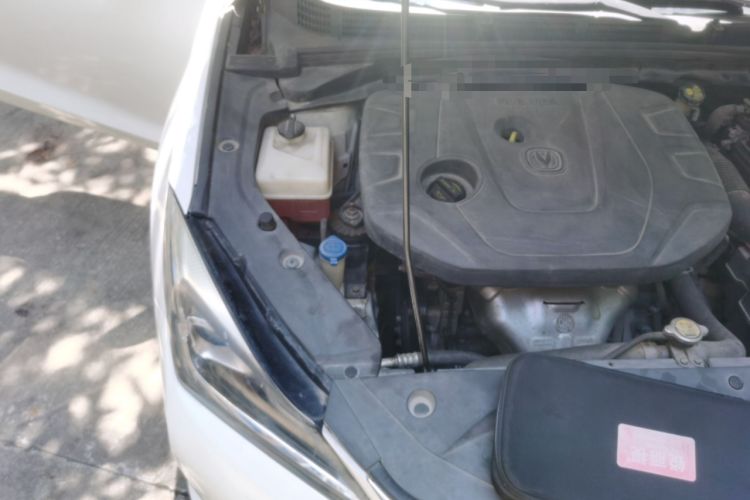 Used CHANGAN Eado 2019 High-Energy Edition 1.6L GDI Manual Pioneer Model China VI Standard Engine Bay Right