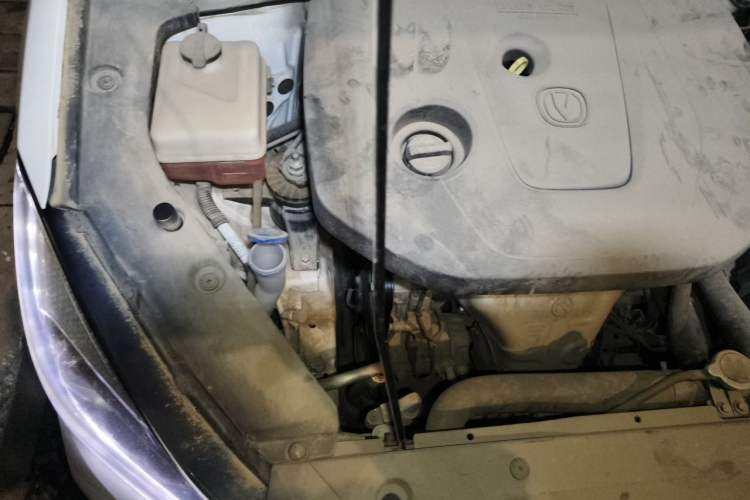 Used CHANGAN Eado 2019 High-Energy Edition 1.6L GDI Automatic Pioneer Model China VI Standard Engine Bay Right