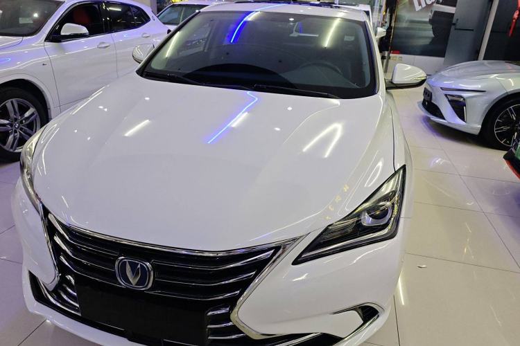 Used CHANGAN Eado 2019 High-Energy Edition 1.6L GDI Automatic Pioneer Model China VI Standard Exterior 1