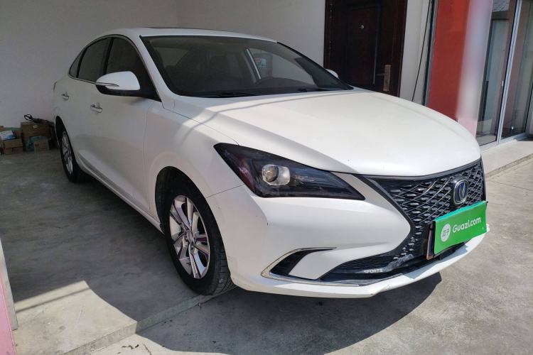 Used CHANGAN Eado 2019 Blue Whale Edition 280T GDI DCT High-Speed Model Exterior 2