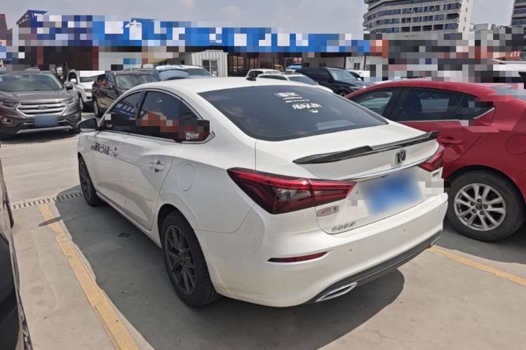 Used CHANGAN Eado 2019 Blue Whale Edition 280T GDI DCT Light-Speed Model Exterior 2