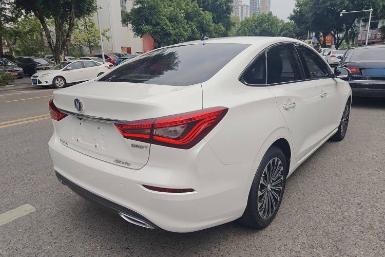 Used CHANGAN Eado 2019 Blue Whale Edition 280T GDI DCT High-Speed Model Exterior 3