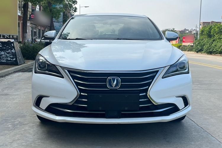 Used CHANGAN Eado 2019 High-Energy Edition 1.6L GDI Automatic Pioneer Model China VI Standard Exterior 4