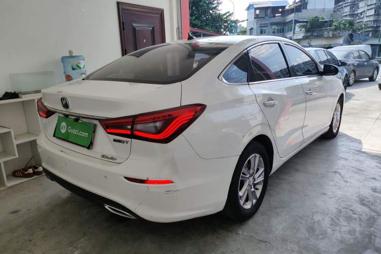 Used CHANGAN Eado 2019 Blue Whale Edition 280T GDI DCT High-Speed Model Exterior 5
