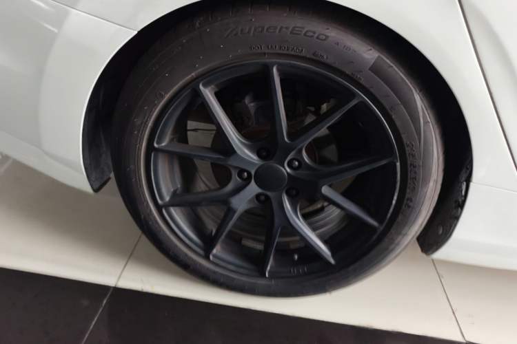 Used CHANGAN Eado 2019 High-Energy Edition 1.6L GDI Manual Lingfeng Model China VI Standard Exterior 5