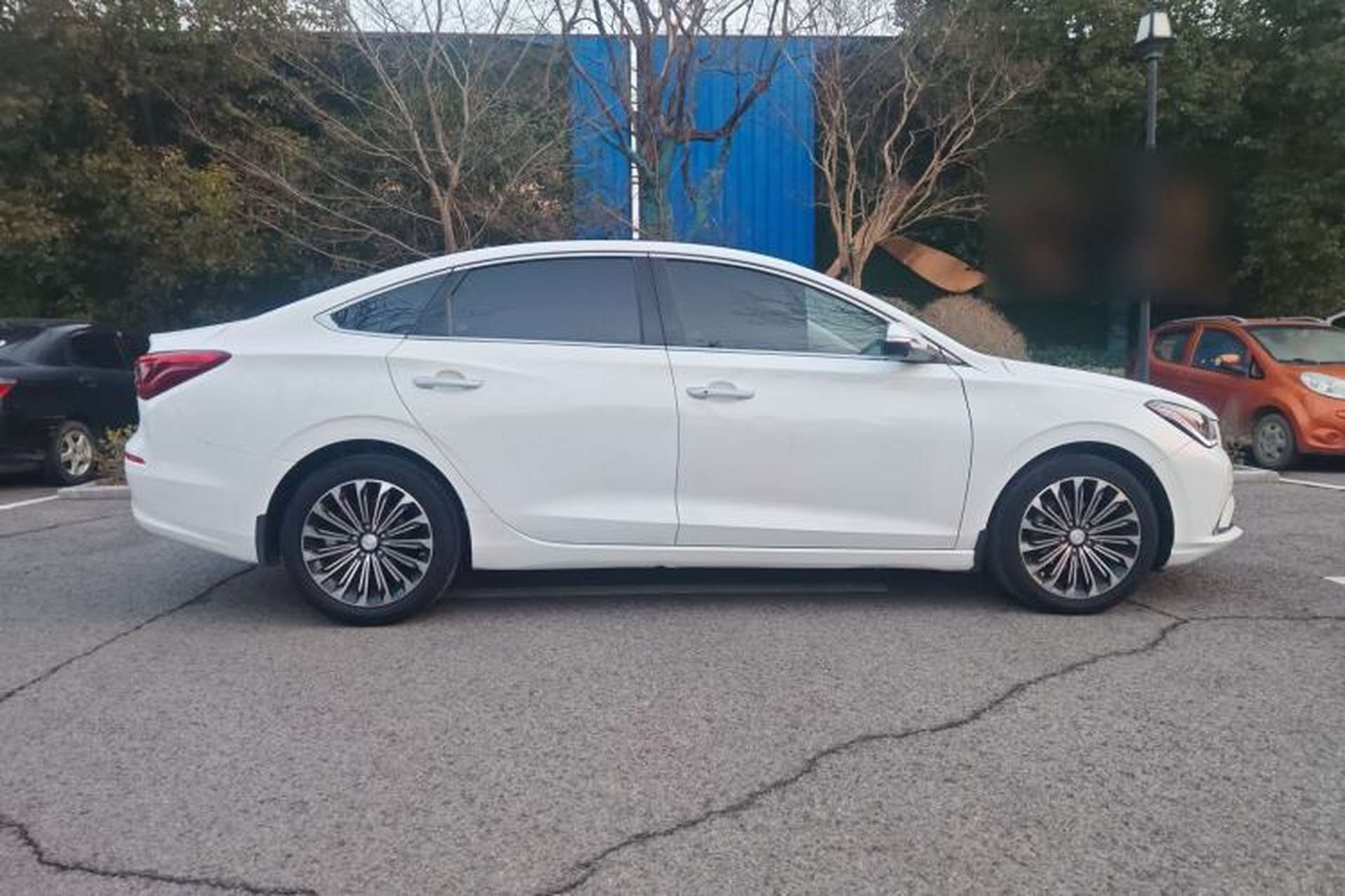Used CHANGAN Eado 2019 Blue Whale Edition 280T GDI DCT High-Speed Model Exterior 5