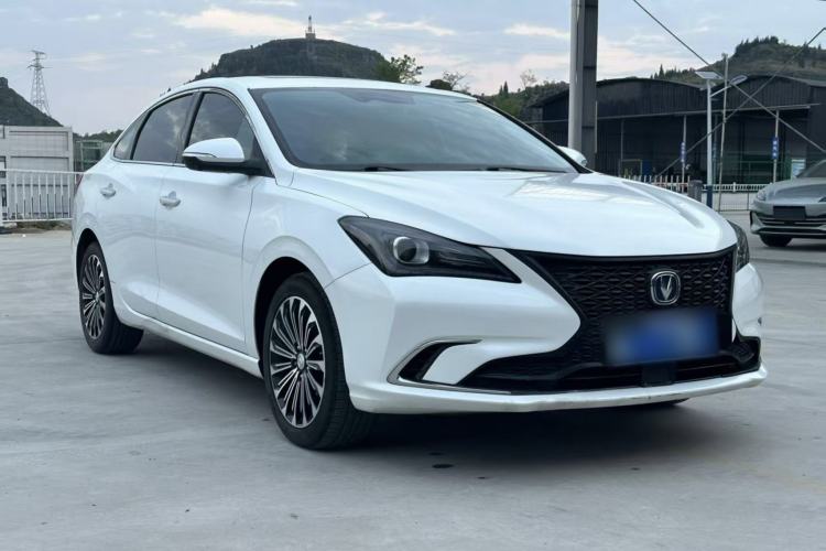 Used CHANGAN Eado 2019 Blue Whale Edition 280T GDI DCT High-Speed Model Exterior 6