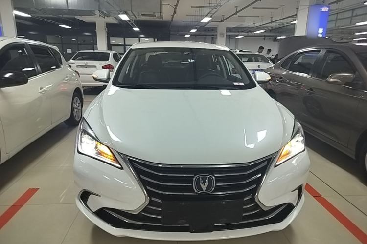 Used CHANGAN Eado 2019 1.6L GDI Manual Value Edition China VI Standard Front