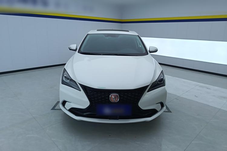 Used CHANGAN Eado 2019 Blue Whale Edition 280T GDI DCT Light-Speed Model Front