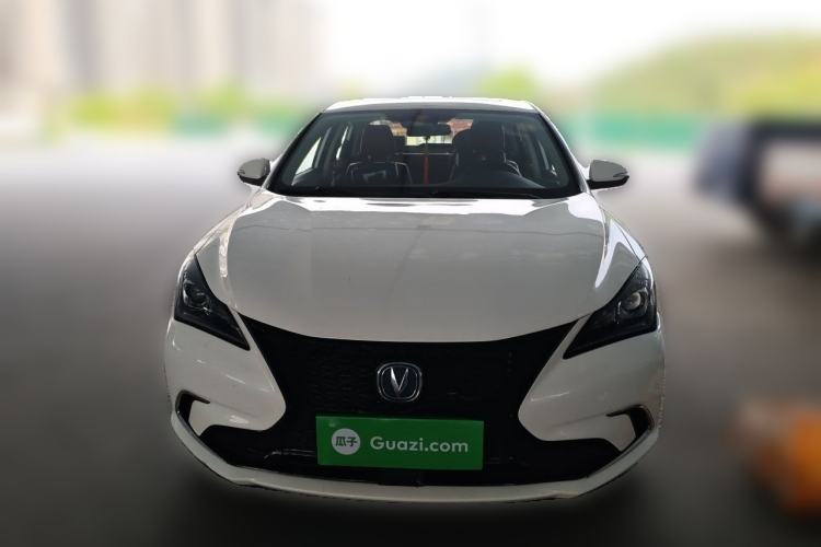 Used CHANGAN Eado 2019 Blue Whale Edition 280T GDI DCT High-Speed Model Front