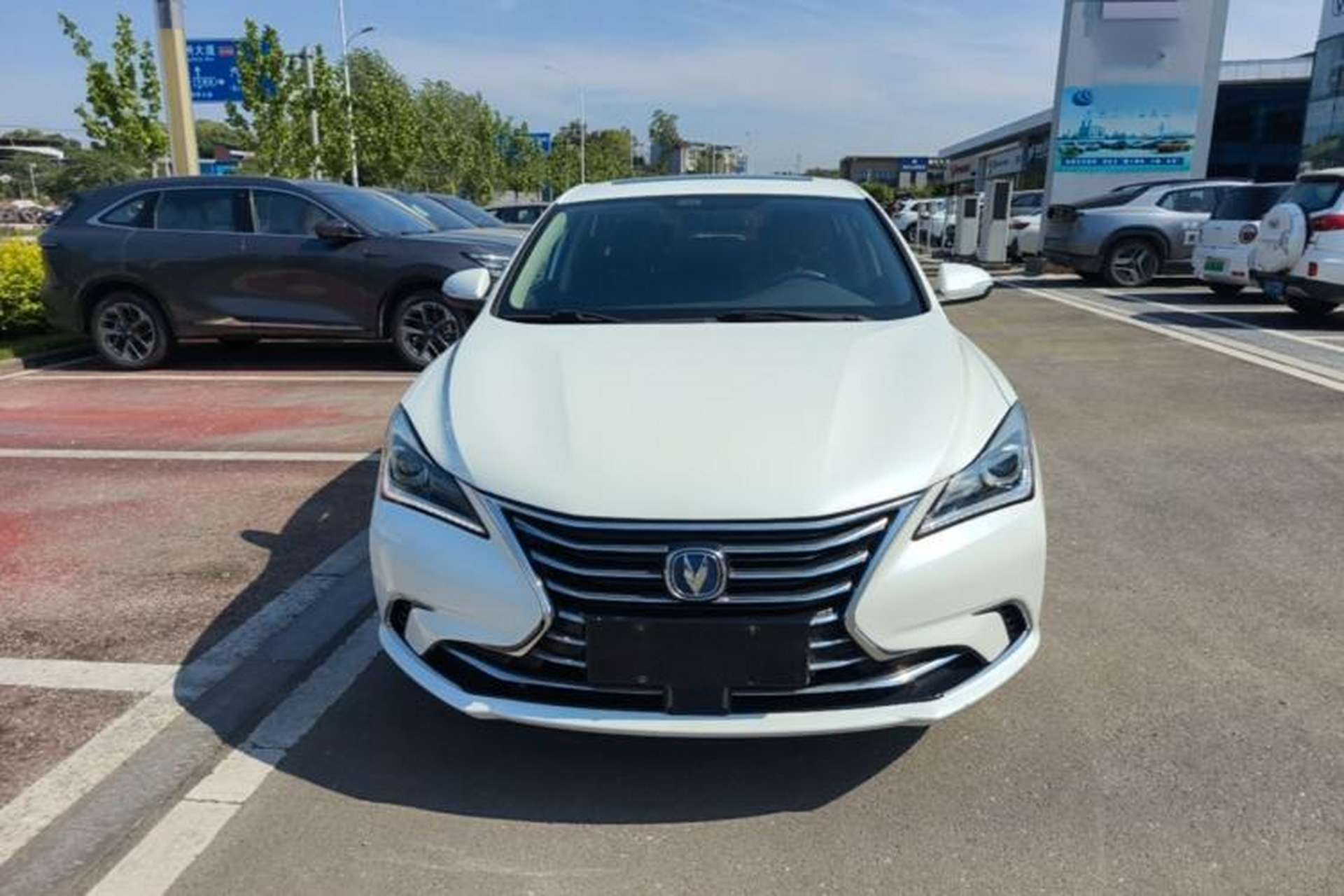 Used CHANGAN Eado 2019 High-Energy Edition 1.6L GDI Manual Pioneer Model China VI Standard Front