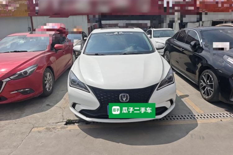 Used CHANGAN Eado 2019 Blue Whale Edition 280T GDI DCT Light-Speed Model Front