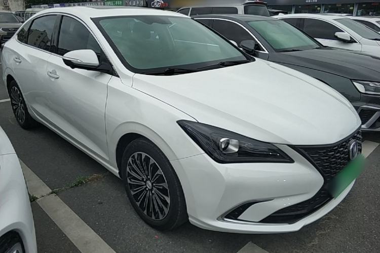 Used CHANGAN Eado 2019 Blue Whale Edition 280T GDI DCT Light-Speed Model Front Right 45 Deg