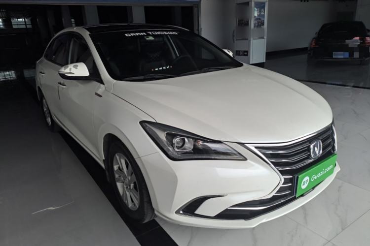 Used CHANGAN Eado 2019 1.6L GDI Manual Value Edition China VI Standard Front Right 45 Deg
